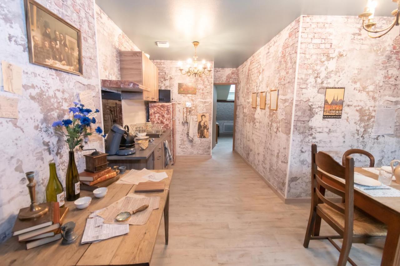 Chez Arthur Rimbaud Charleville-Mézières Dış mekan fotoğraf